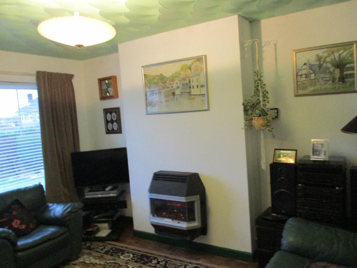 216 Glyn Eiddew Hotel Кардиф Екстериор снимка